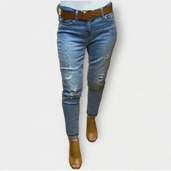 GAP Best Girlfriend Jeans Distressed Ankle Crop Boho Light Wash Blue Denim 25 - Picture 1 of 16